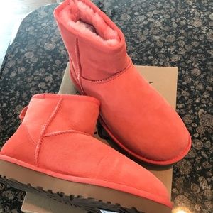 Classic Mini Ugg’s Coral